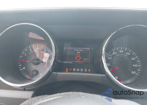 2017 Ford Mustang V6 z USA, uszkodzony, nr VIN 1FA6P8AM8H5307846